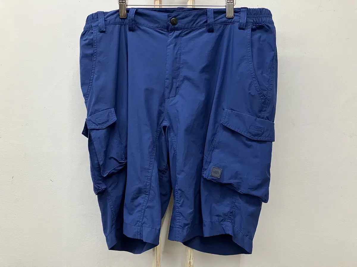 2 노스페이스(THE NORTH FACE) 카고 반바지 35~36(90)